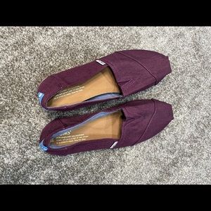 Toms women’s shoes